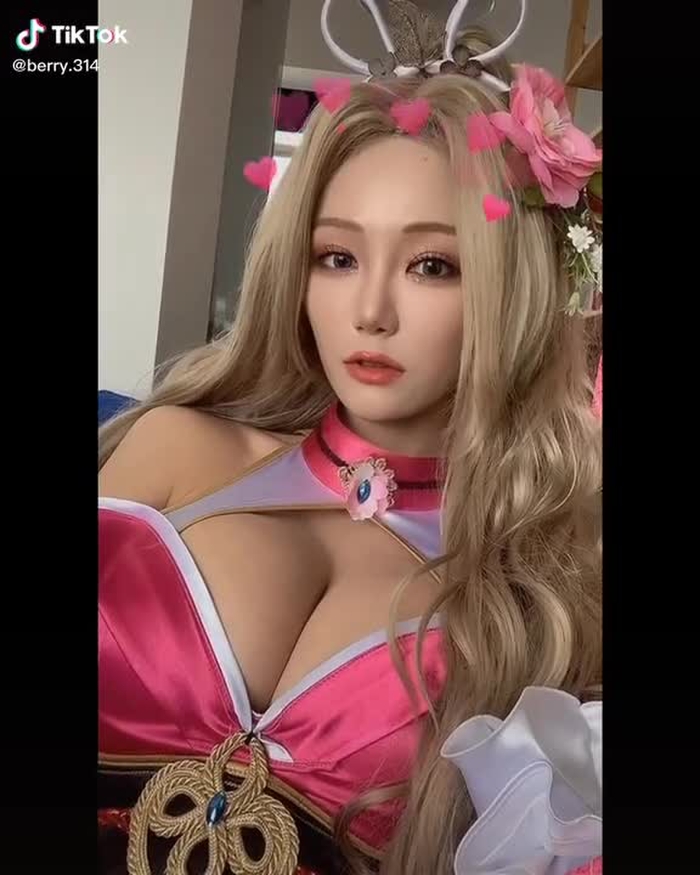 TikTok (틱톡) 의 빛베리 BERRY (@berryberry_luv) 2