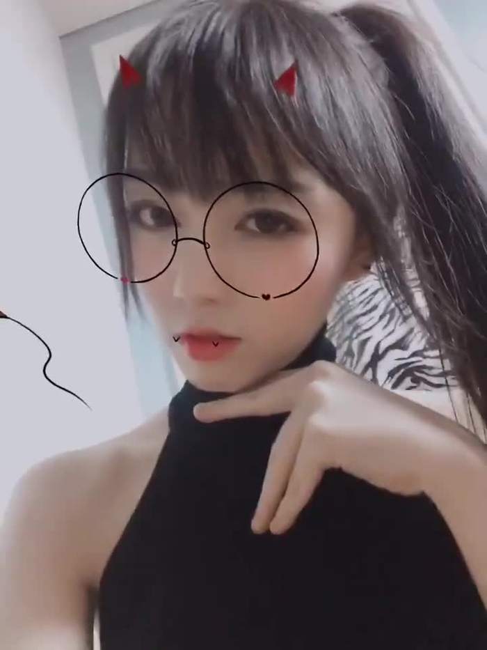 ᴇᴋɪ ʜᴏʟɪᴄ
