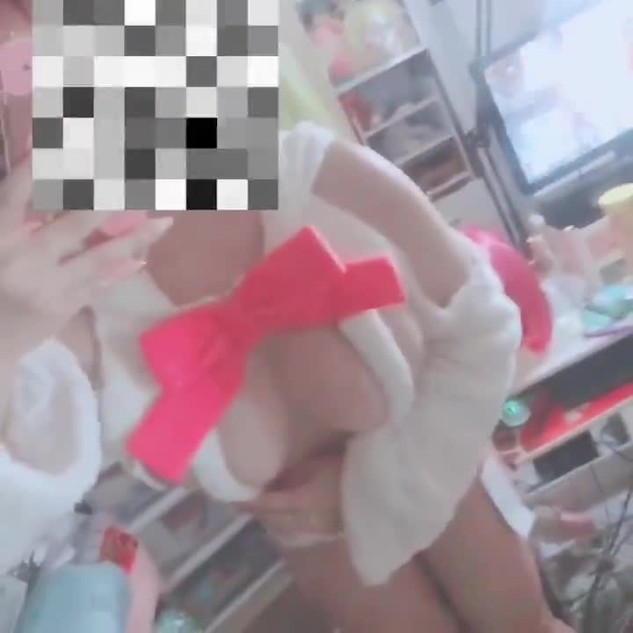 贞子蜜桃oo 3