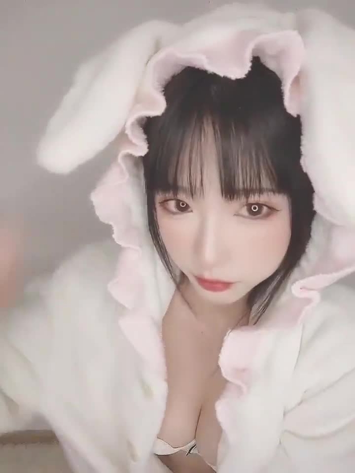清水由乃 14