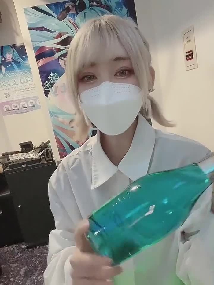 丸井リサ 4