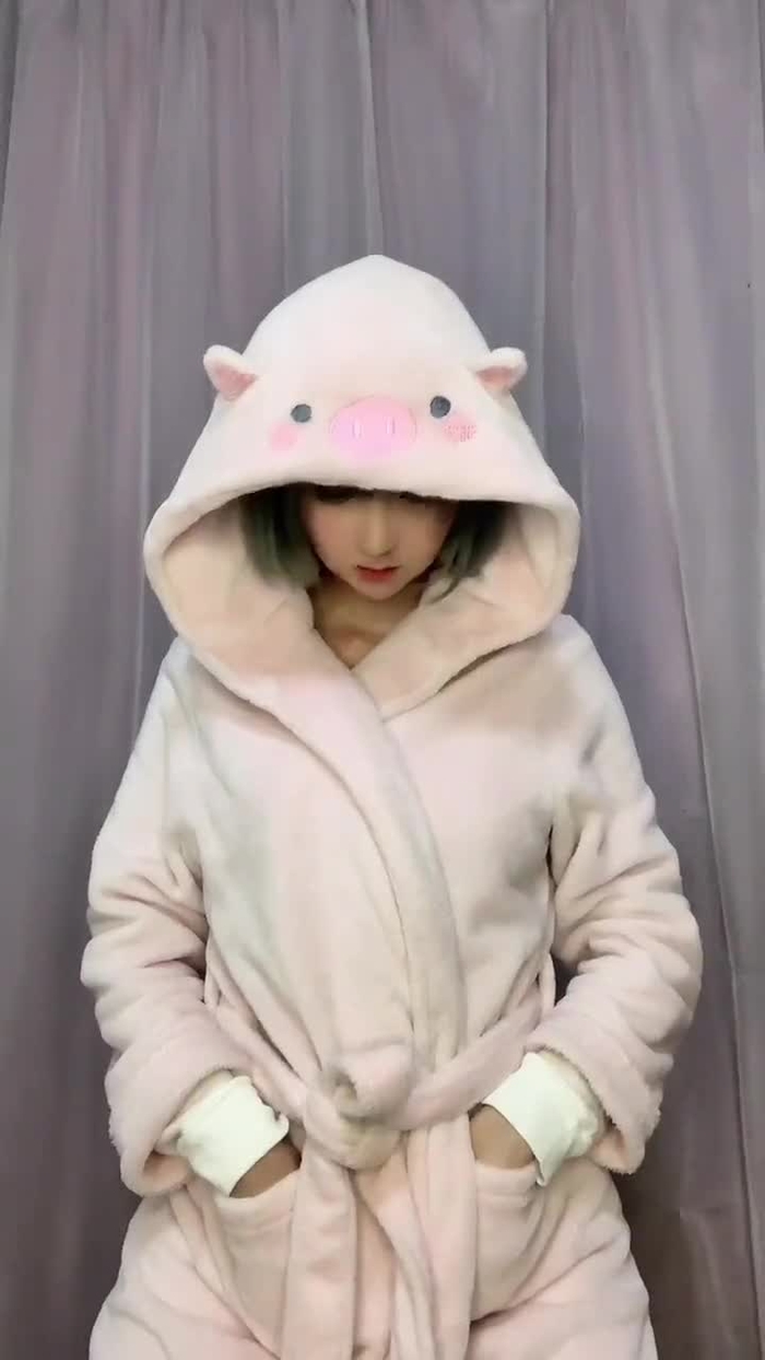 浅浅ASAKI