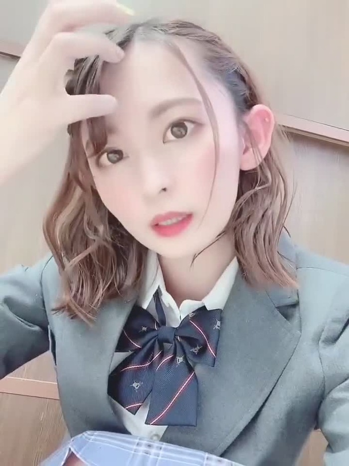梓ヒカリ 2