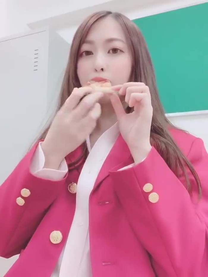 梓ヒカリ 9