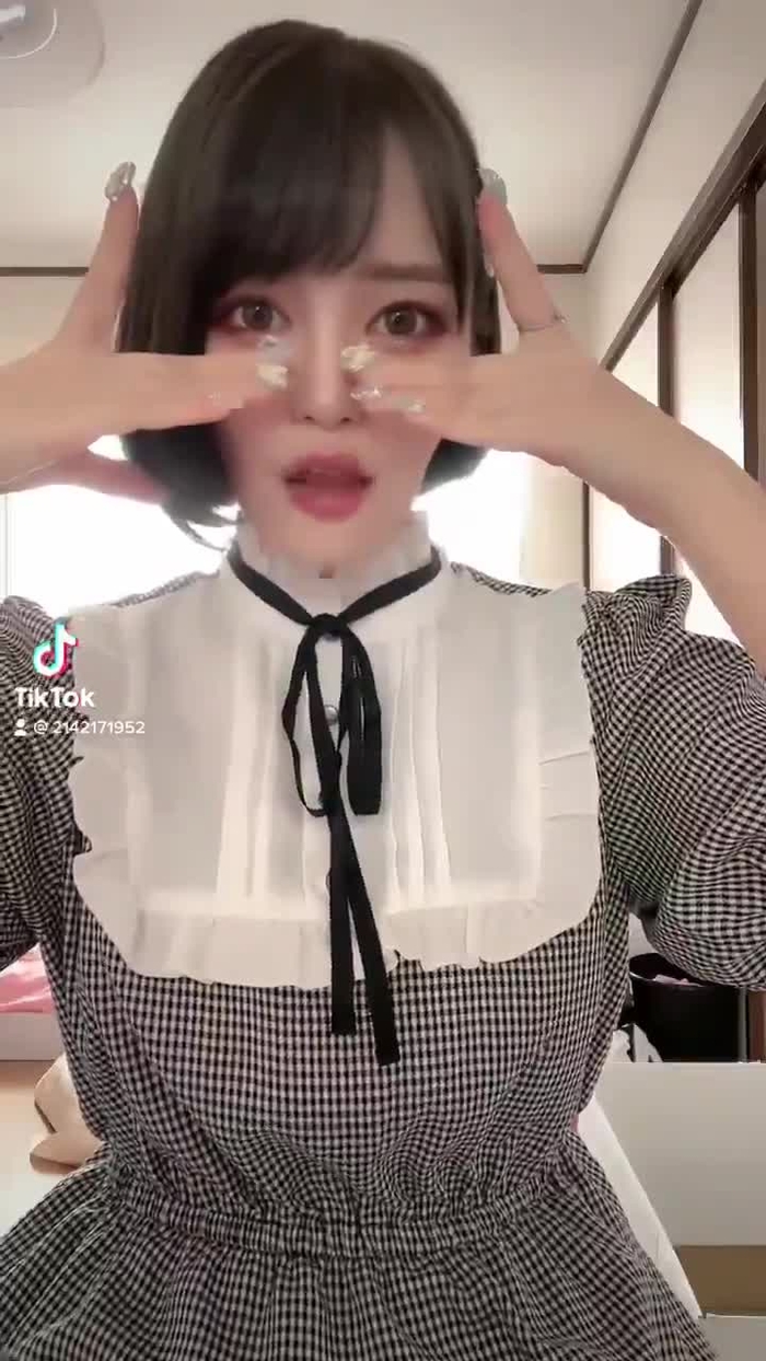 彼方美紅 8