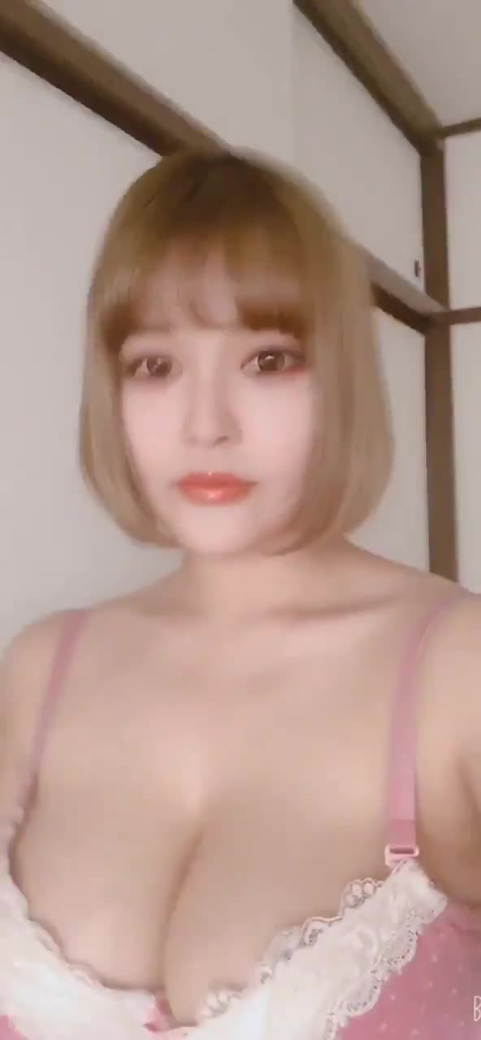 彼方美紅 37