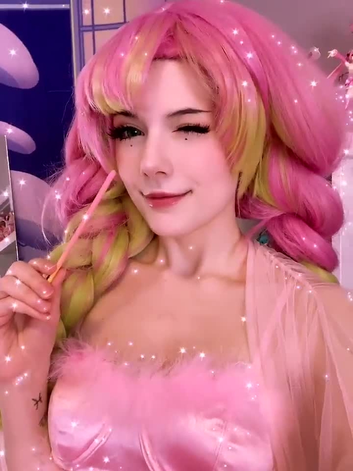 Meggii 4