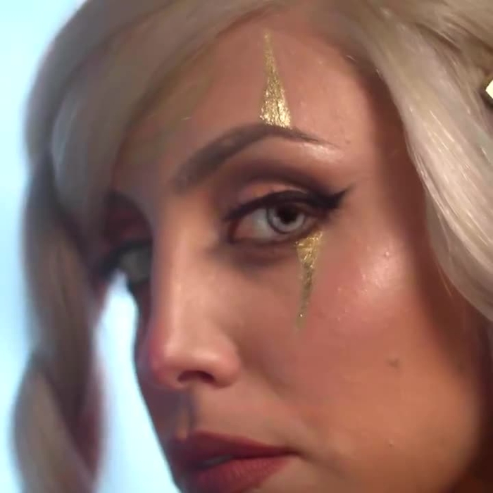 Nadyasonika 4