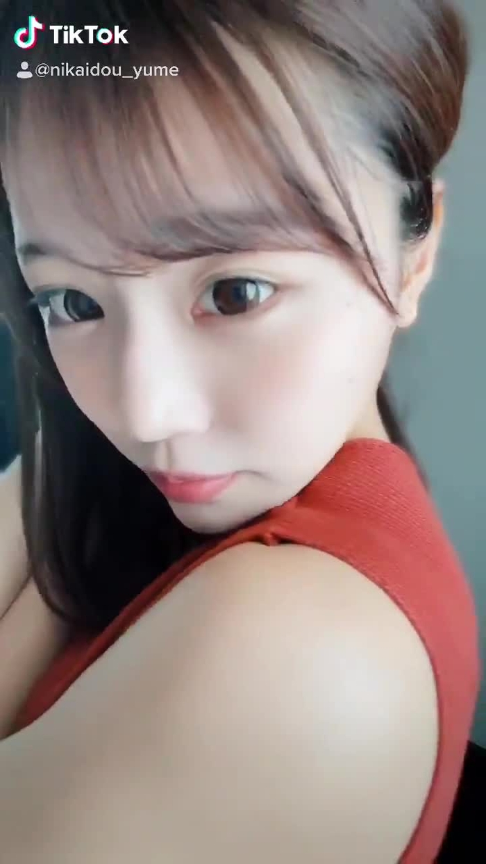 本郷 愛 26