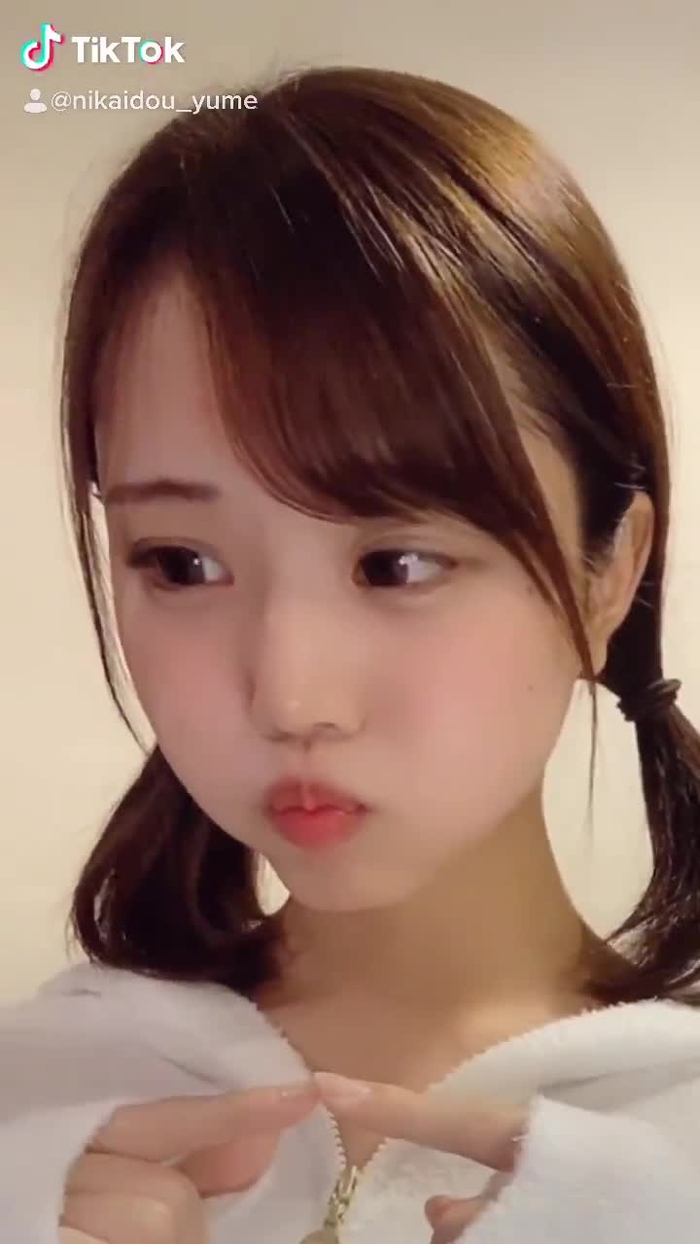 本郷 愛 28