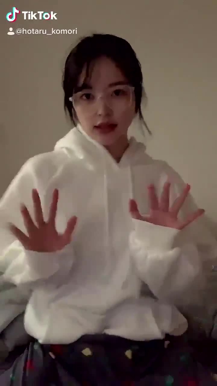 小森ほたる 12