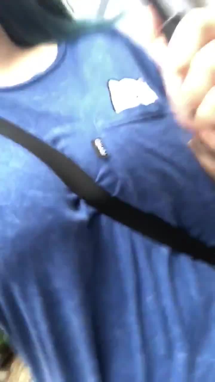 とにかく見せない鈴木🙈 9