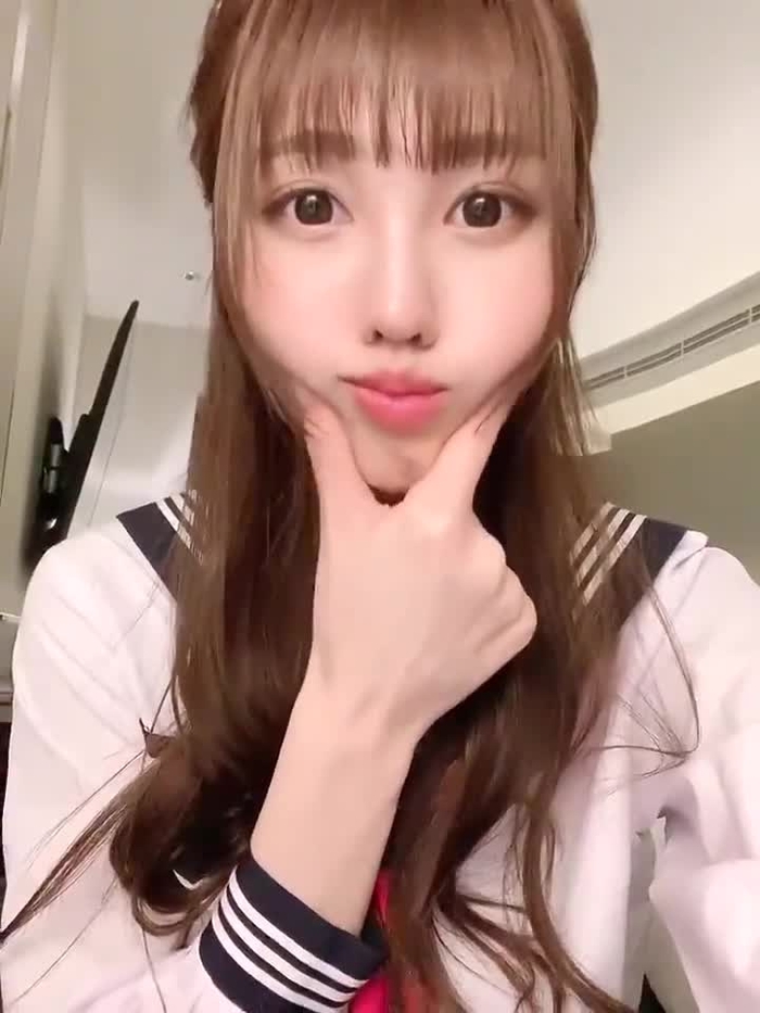 朝日奈かれん🦋 2