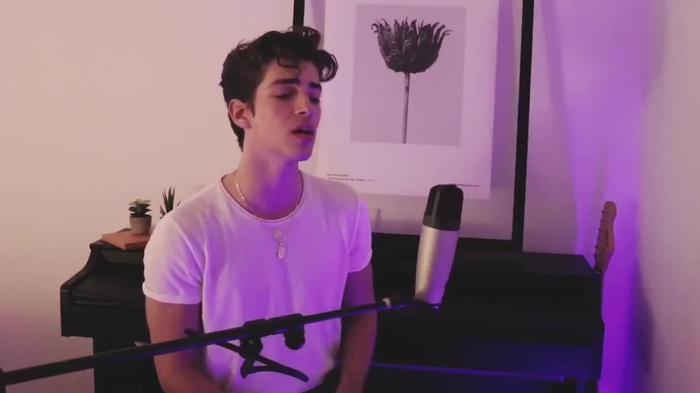 𝖆.