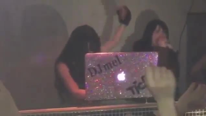 DJ MEL 🐶❤️ 50