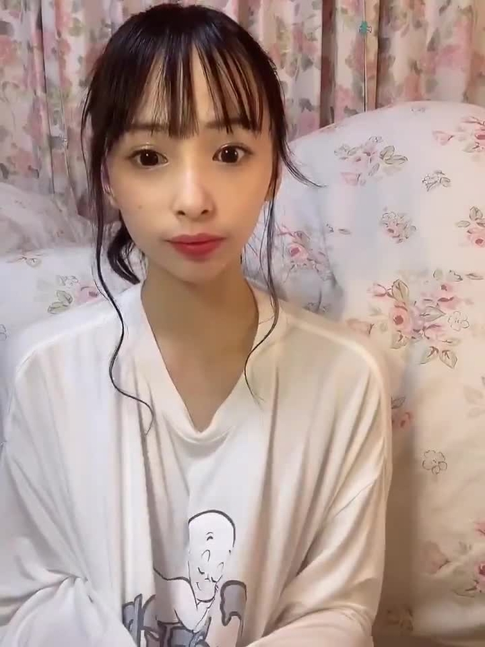 鶴巻星奈 2