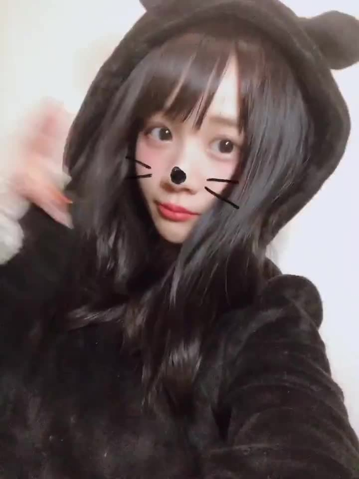 七瀬美桜（@mionanase1210） 10
