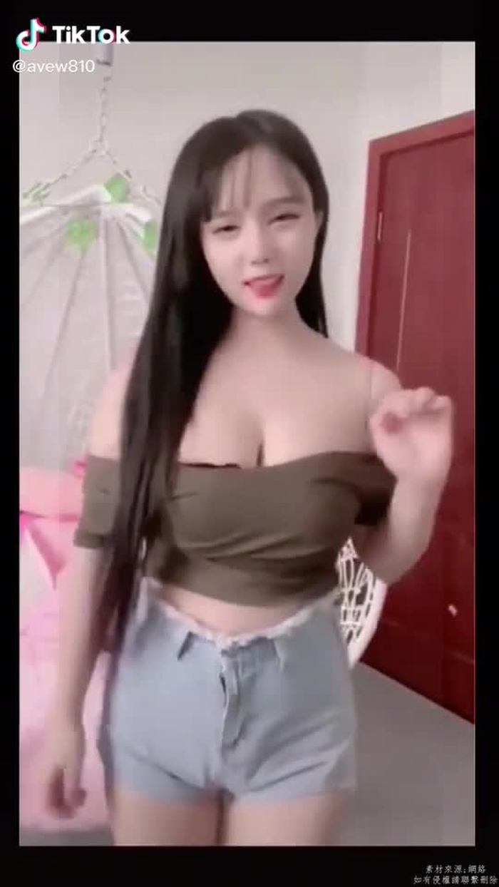 avew810 135