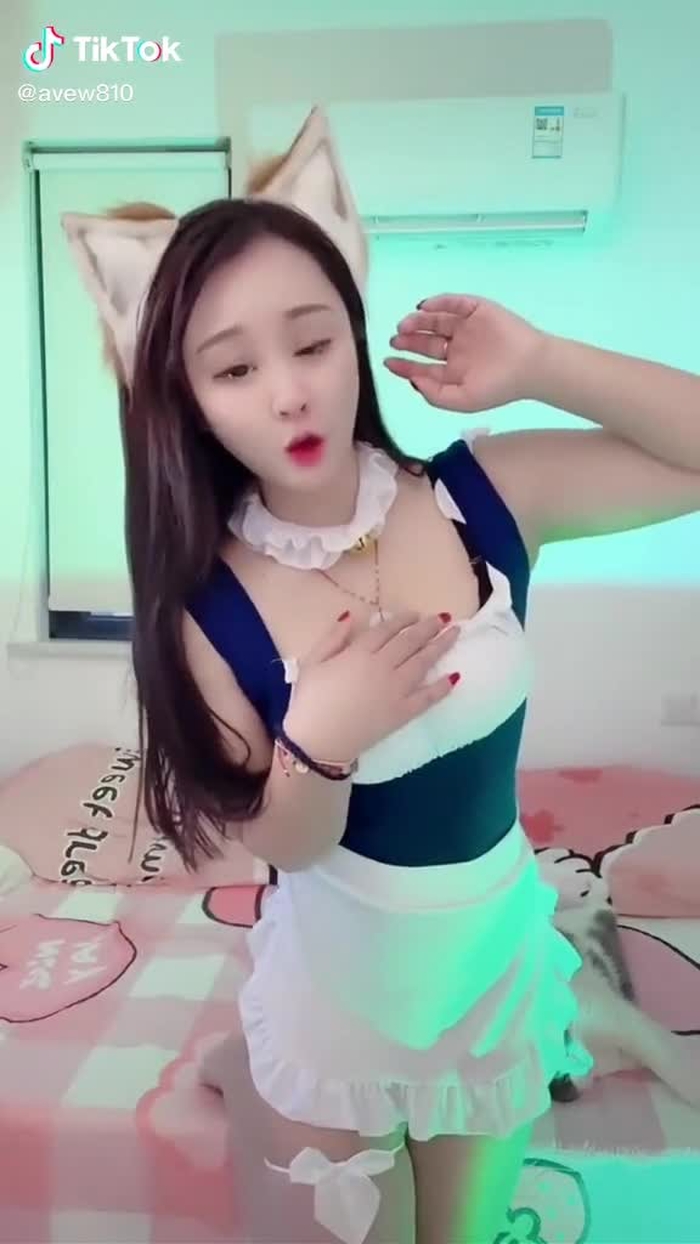 avew810 115