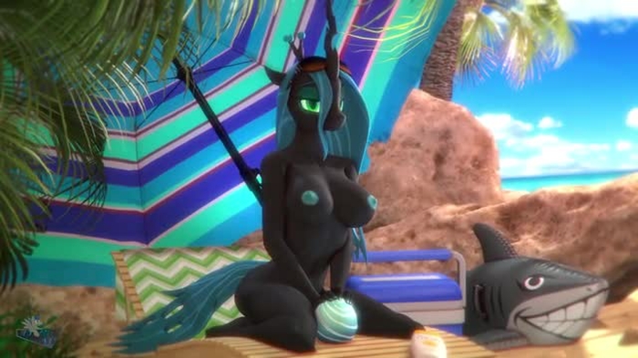 My little Pussy - Queen Chrysalis