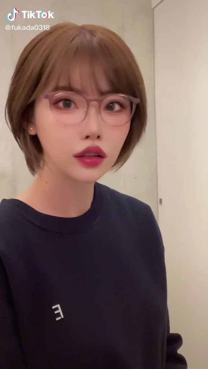 TikTokで深田えいみさんをチェック！ 5
