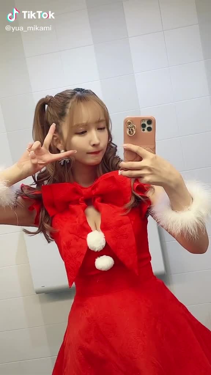 TikTokで三上悠亜さんをチェック！ 19