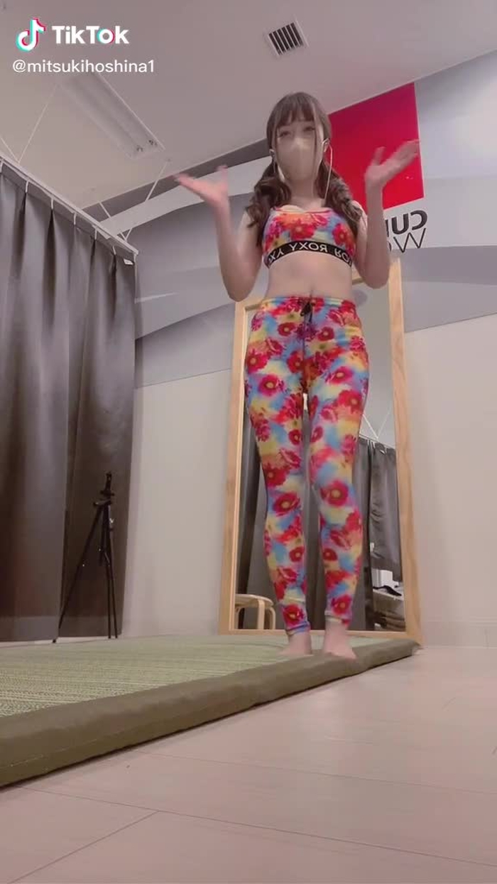 TikTokで星那美月さんをチェック！ 4