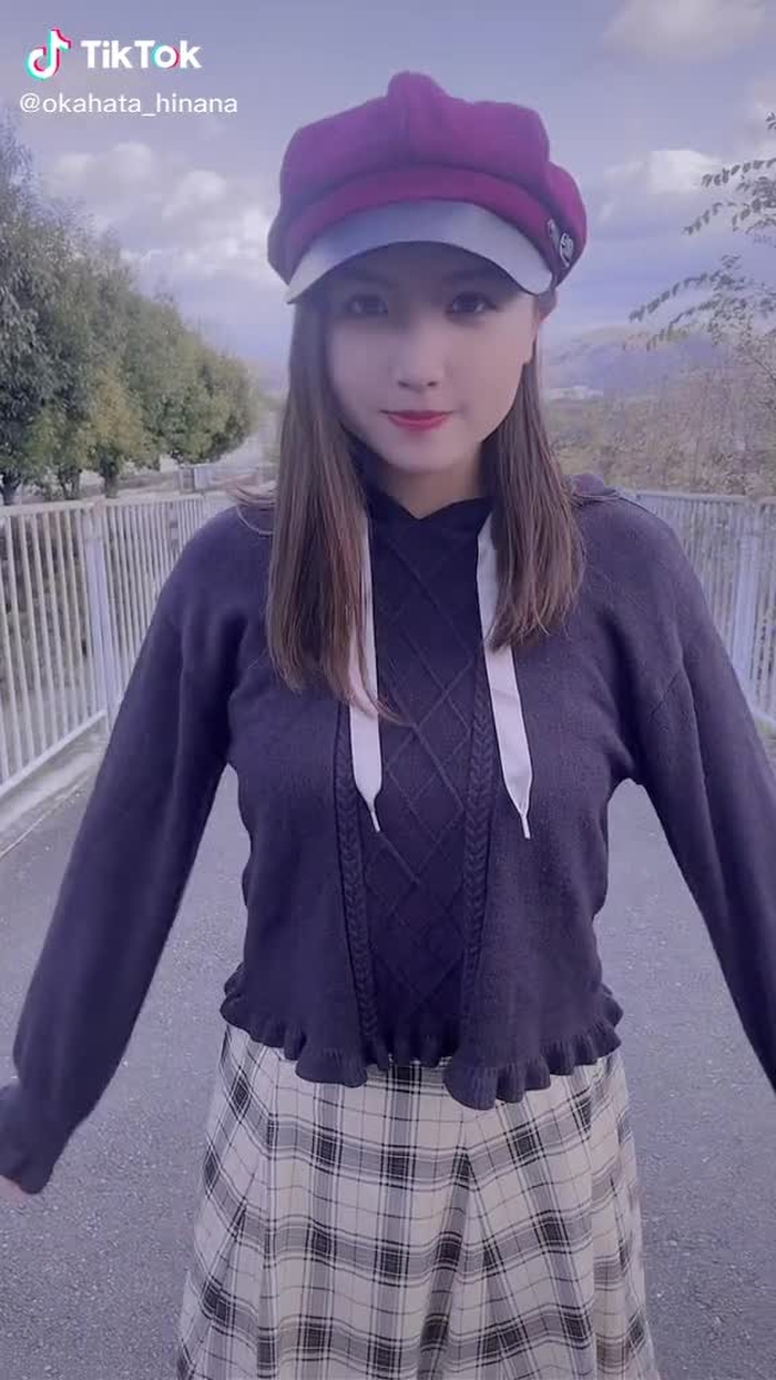 TikTokでおかはたひななさんをチェック！ 1