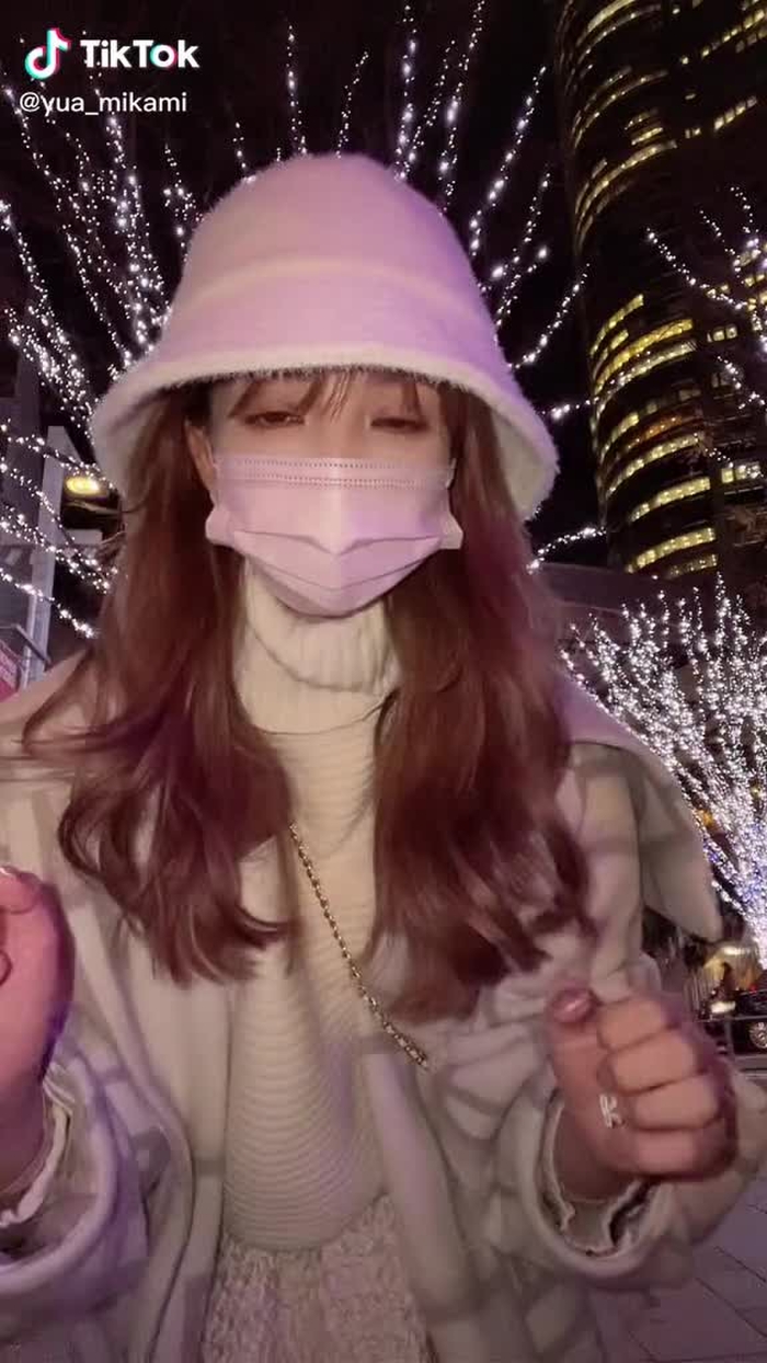 TikTokで三上悠亜さんをチェック！ 4