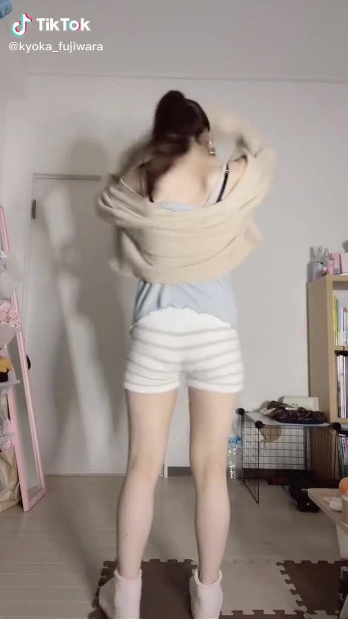 TikTokで杏香🕊🤍さんをチェック！ 24