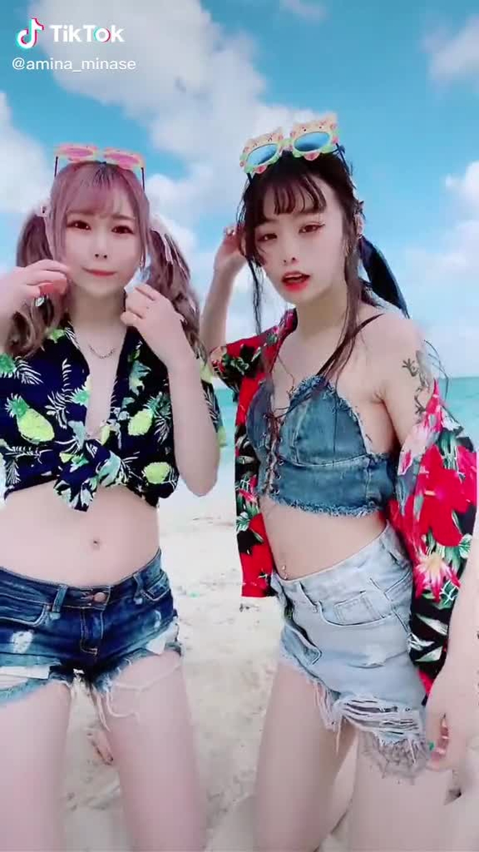 TikTokで南瀬あみな🦋komominaさんをチェック！