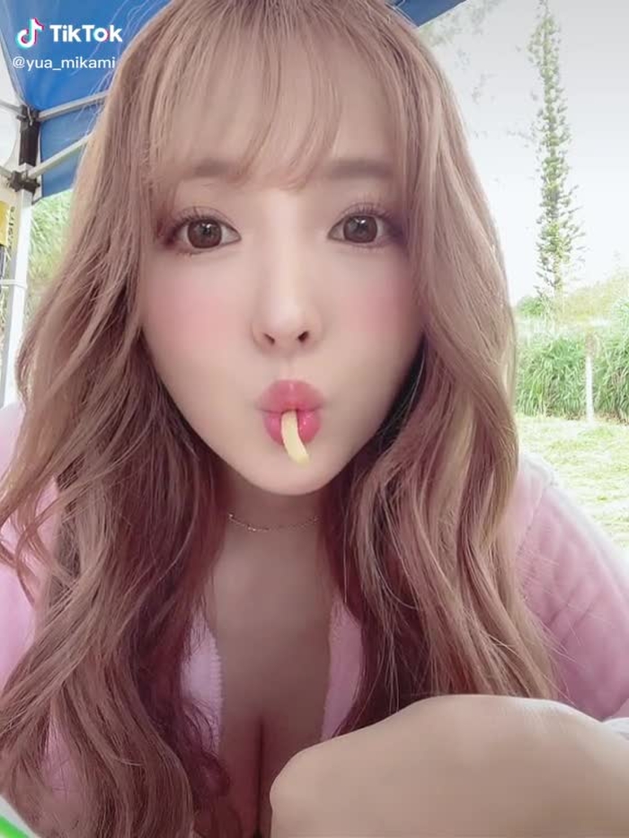 TikTokで三上悠亜さんをチェック！ 25