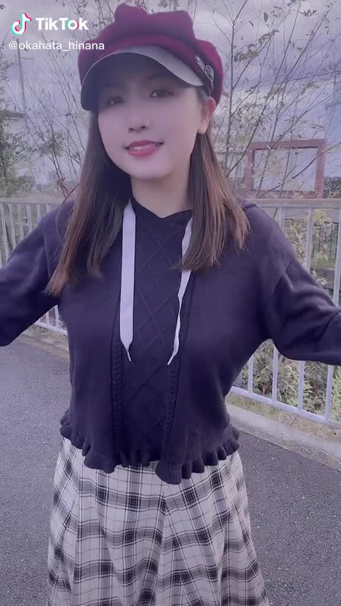 TikTokでおかはたひななさんをチェック！ 3