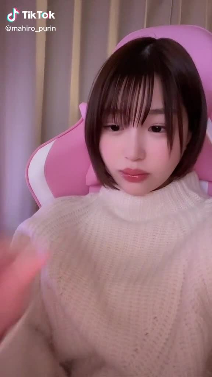 TikTokで唯井まひろさんをチェック！