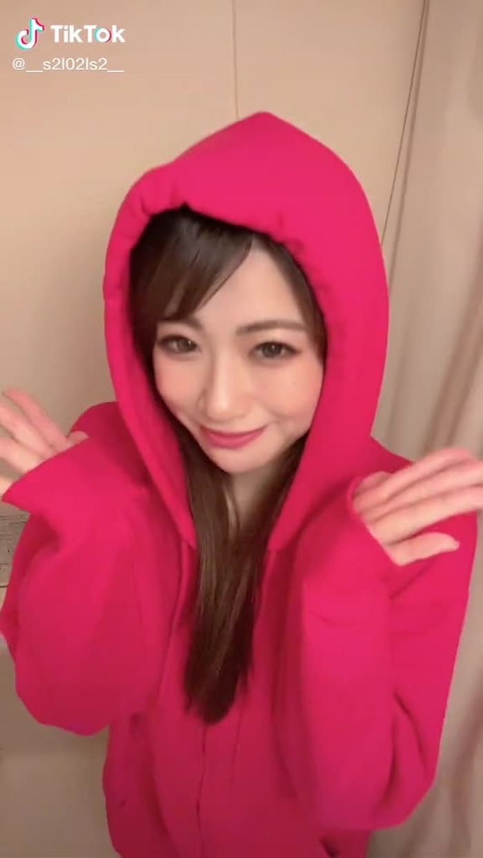 TikTokで🌻さかいゆりや🌻さんをチェック！ 4