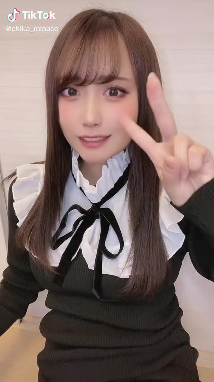 TikTokで水瀬ちか🌻さんをチェック！ 17