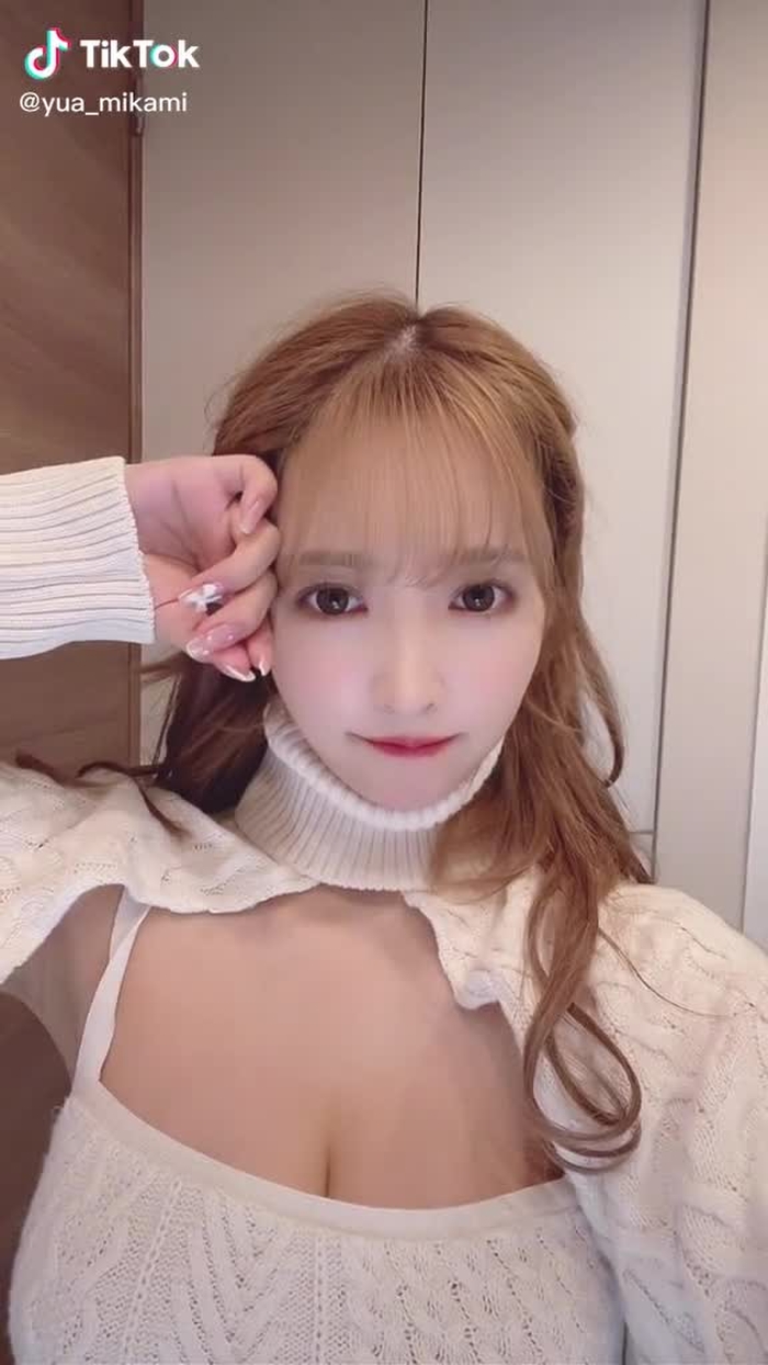 TikTokで三上悠亜さんをチェック！ 20