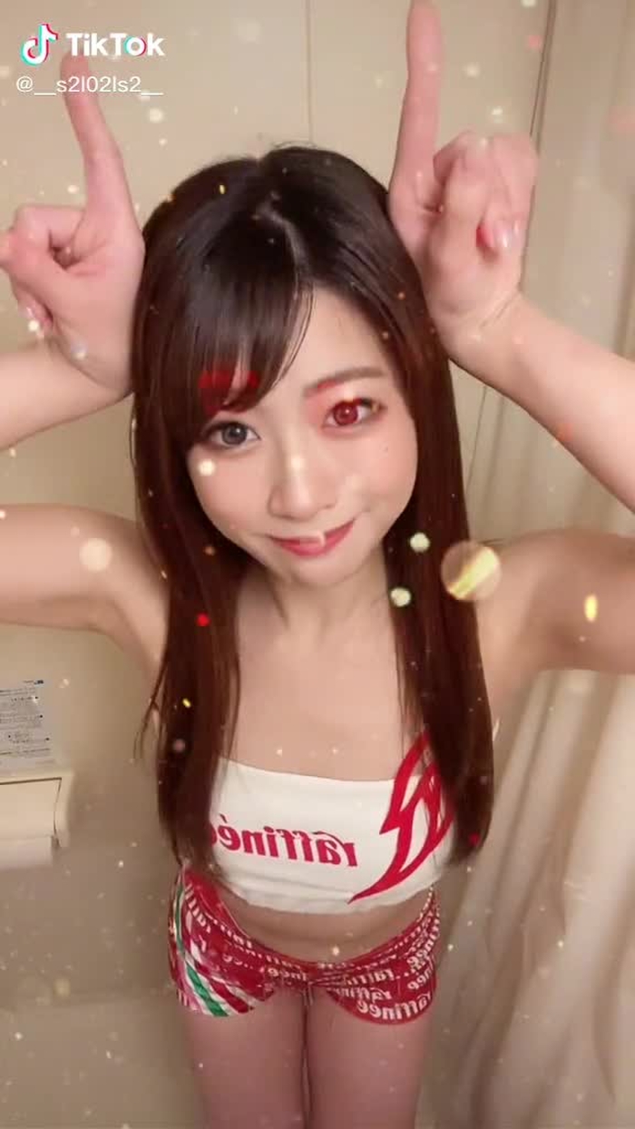 TikTokで🌻さかいゆりや🌻さんをチェック！ 6