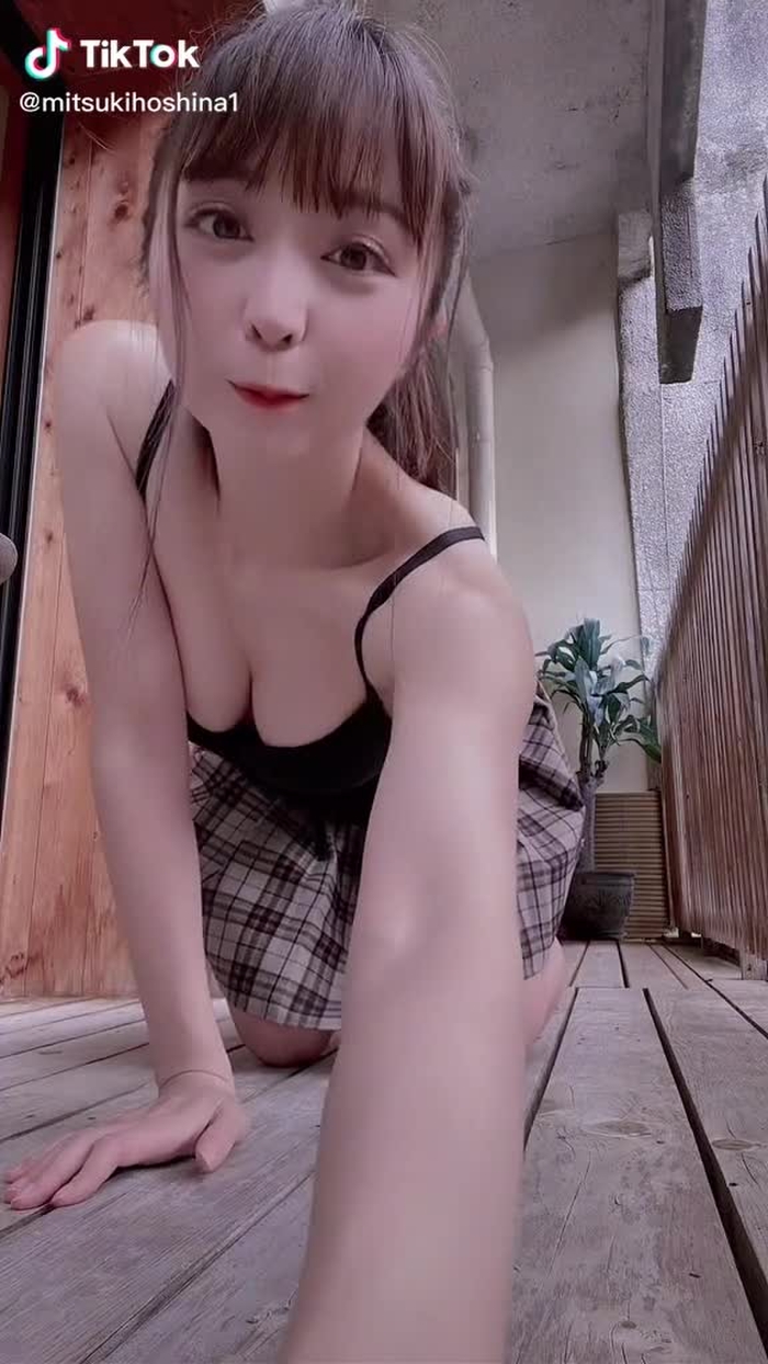 TikTokで星那美月さんをチェック！ 21