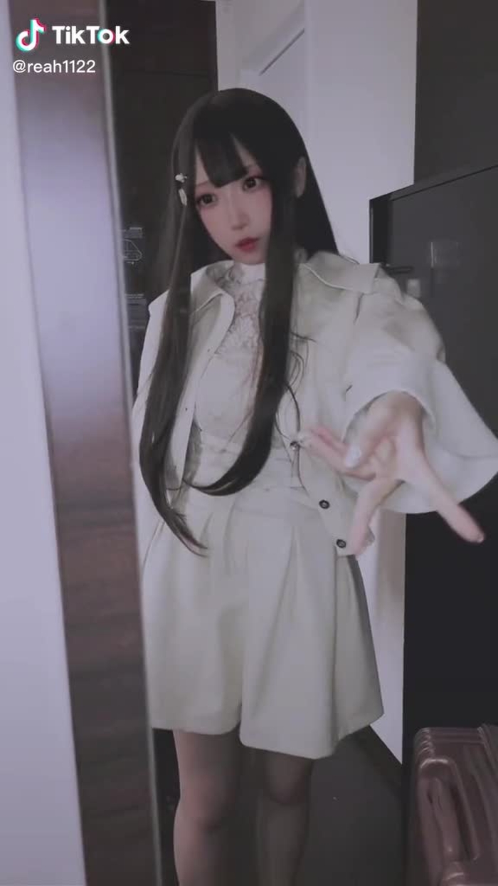 蜜月りあ 32