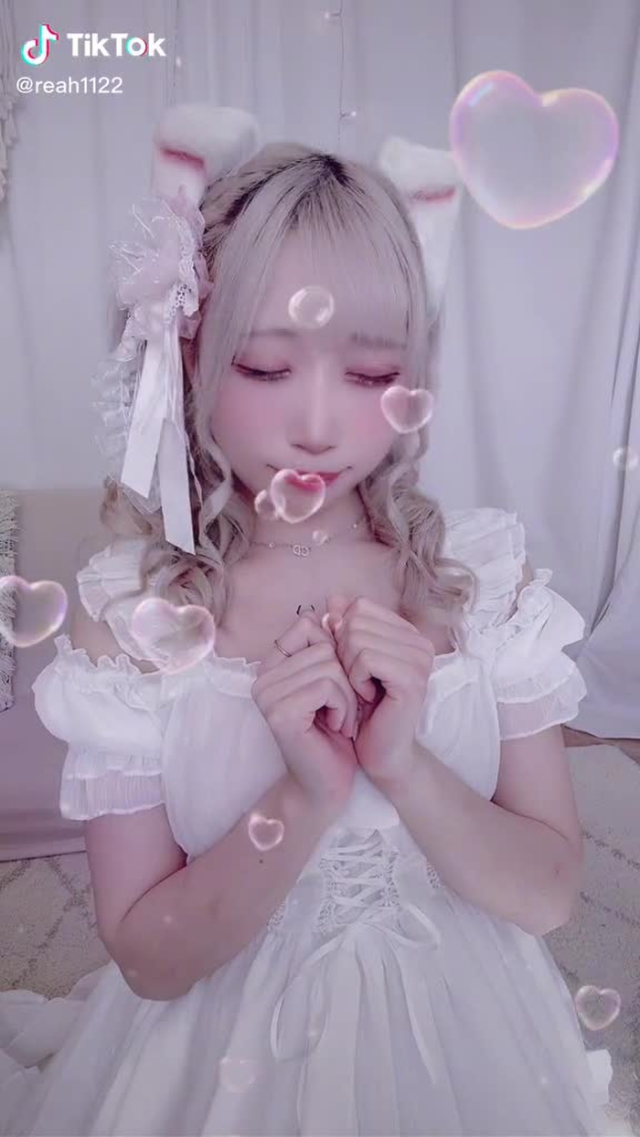 蜜月りあ