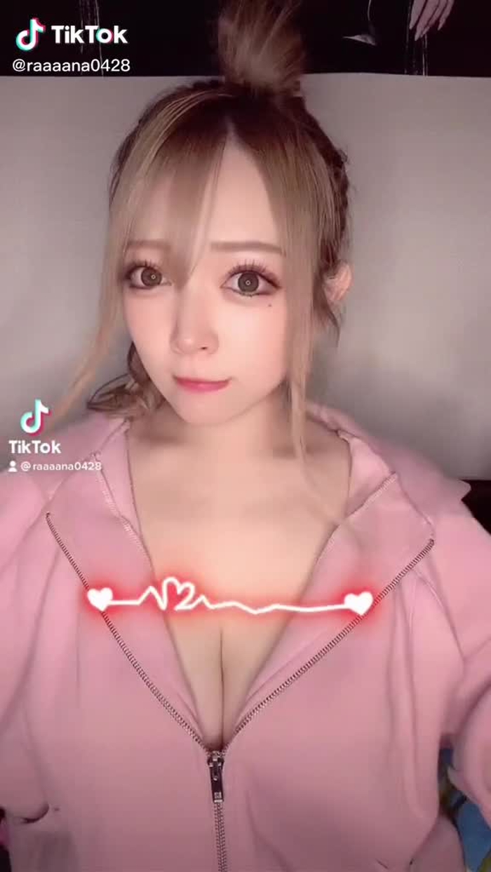 🦋 如月 らな 🦋 122