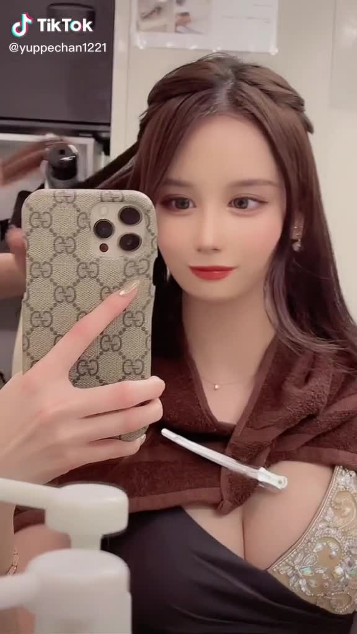 This video is unavailable. Visit TikTok to discover more trending videos. 49