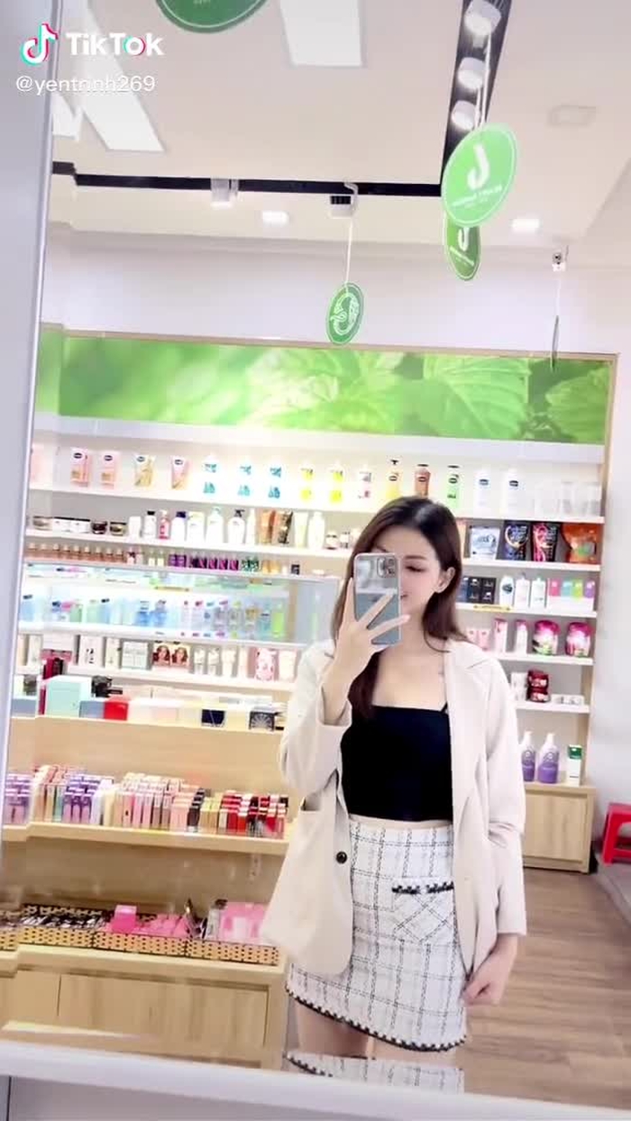 Yến Trinh☘️ 6