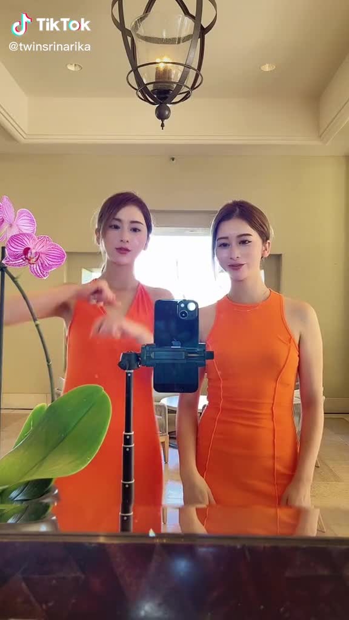 TWINSりなりか 25