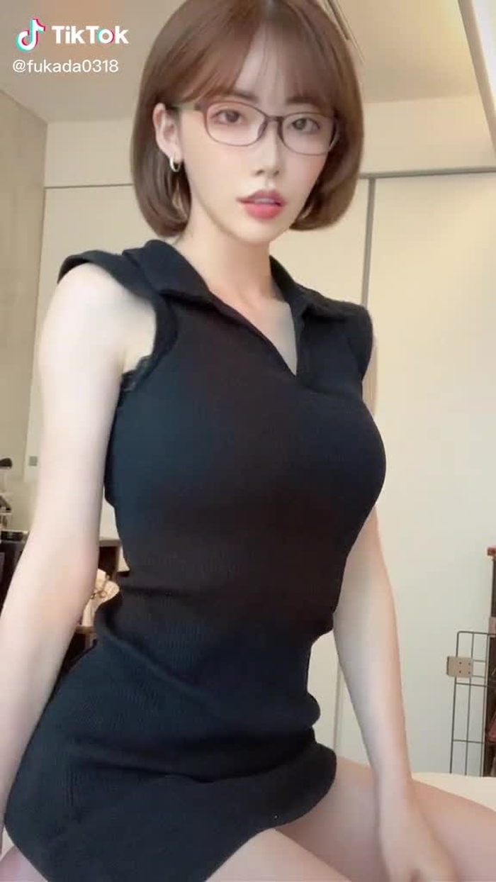 深田えいみ 26