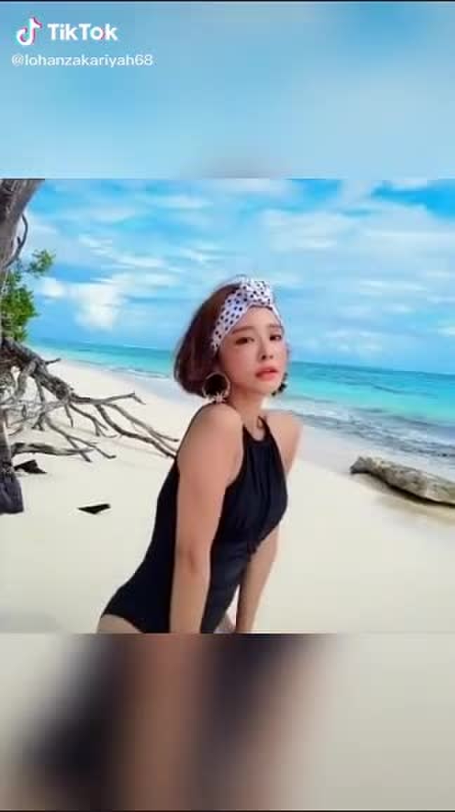Uyên 1
