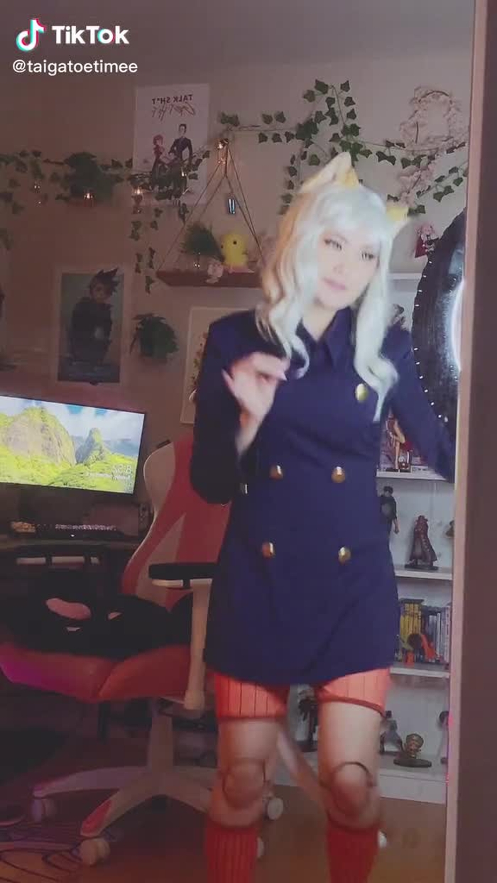 This video is unavailable. Visit TikTok to discover more trending videos. 93
