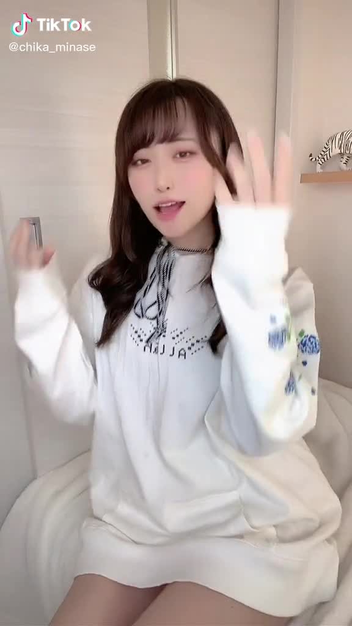 水瀬ちか🌻 45