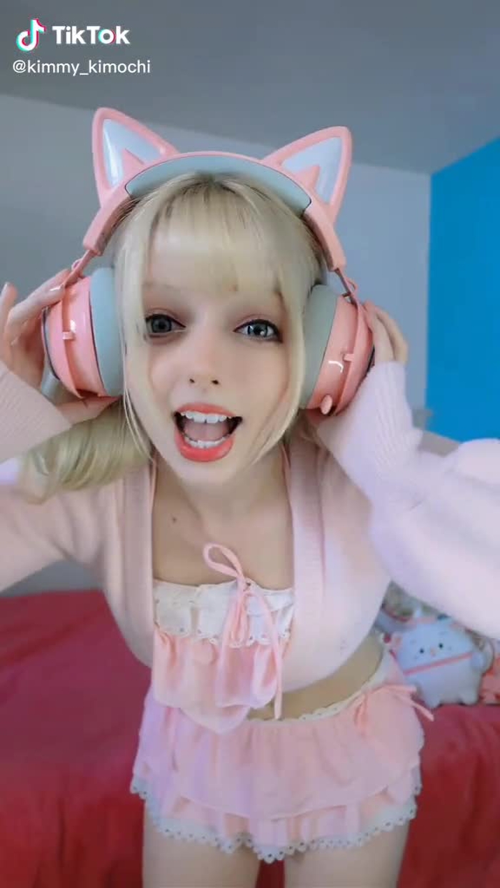 🍓 Kimmy 🍓 13